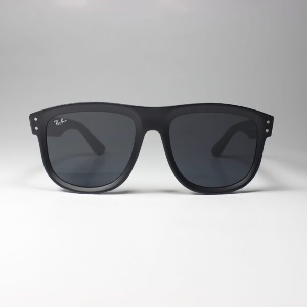 Matte Black Sunglass – Tailored for Larger Face Shapes